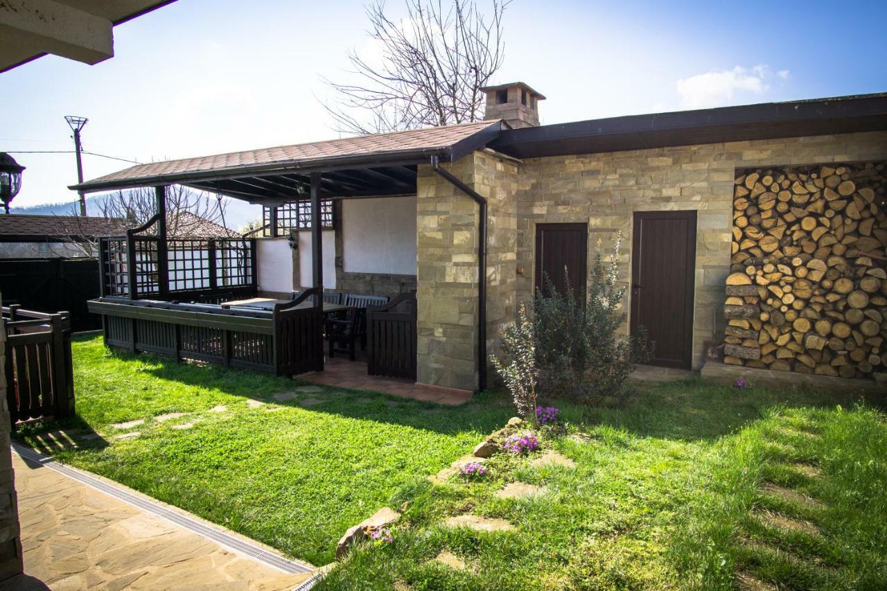 Villa Pri Shtarkela Brodilovo Buitenkant foto